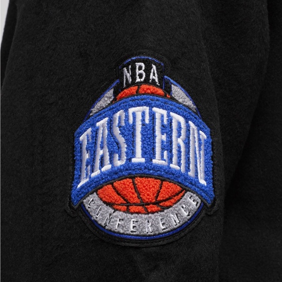 MITCHELL & NESS NBA MIAMI HEAT HARDWOOD CLASSICS WOOL VARSITY JACKET - Picture 6 of 6